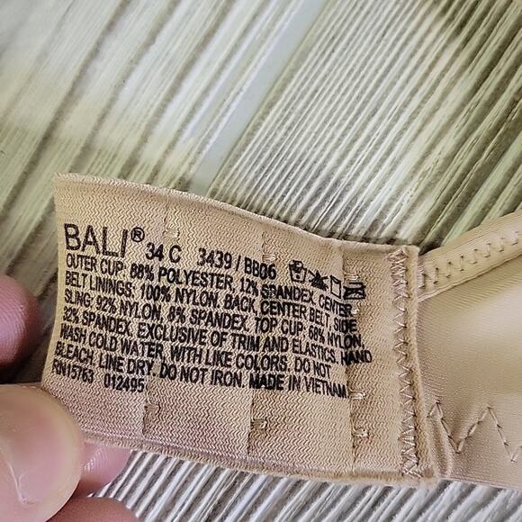 Bali Smoothing Nude Convertible Straps Bra Womens Size 34C NWT - Picture 8 of 9